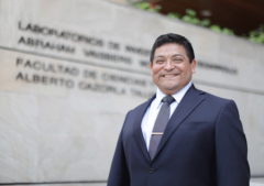 Doctor Luis Ñopo, egresado Herediano, destaca por sus aportes en biotecnología en Universidad de Arkansas