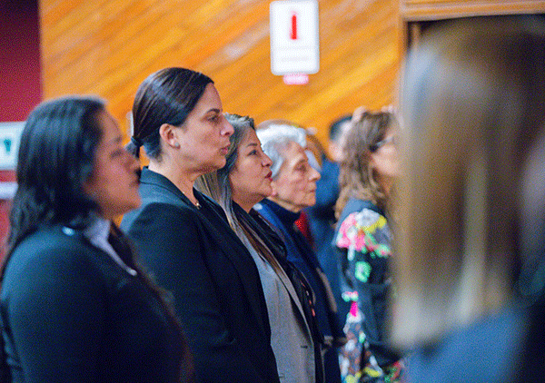 Egresados-cayetano-fapsi-40-aniversario-asistentes-detalle