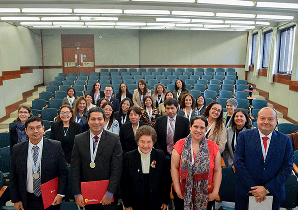 egresados-cayetano-evento-faci-fapsi-clase-del-recuerdo