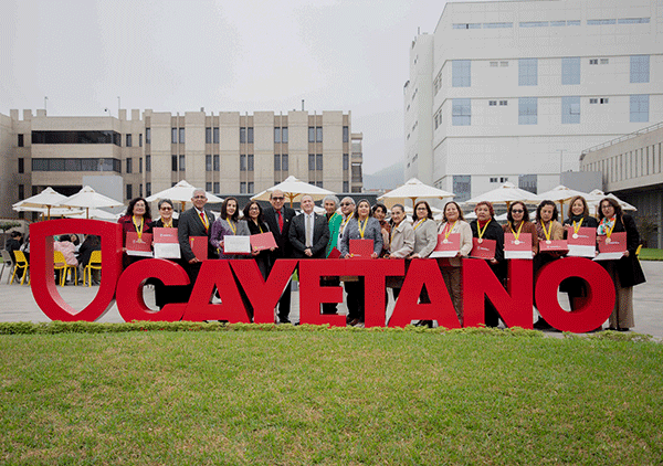 egresados-cayetano-evento-faci-fapsi-promocion-fapsi