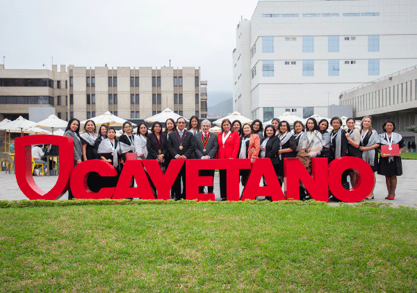 egresados-cayetano-faenf-promocion