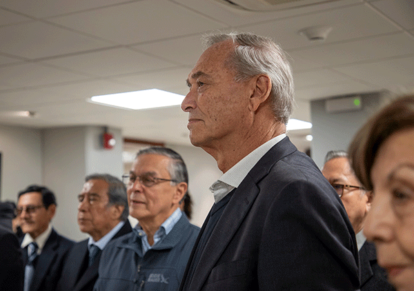 egresados-cayetano-famed-50-aniversario-fernando-porturas-asistentes