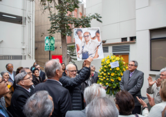 Promoción de Medicina celebra sus Bodas de Oro rindiendo un homenaje a docente histórico que les da nombre, el Dr. Fernando Porturas Plaza