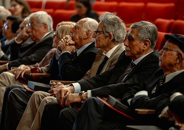 egresados-cayetano-famed-60-aniversario-egresados-varones